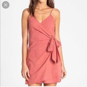 Billabong pink tie dress